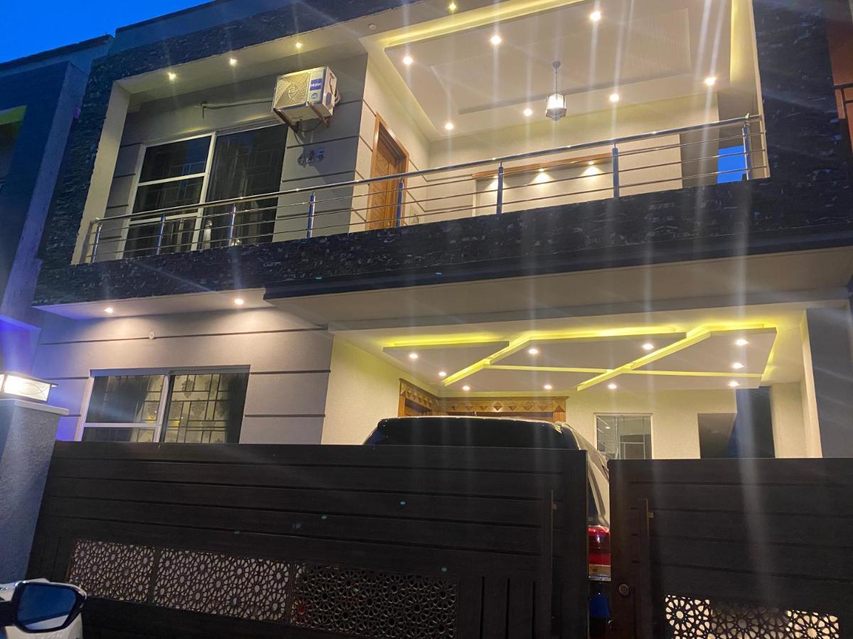 Luxury Guest House In Bahria Town Rawalpindi Ngoại thất bức ảnh