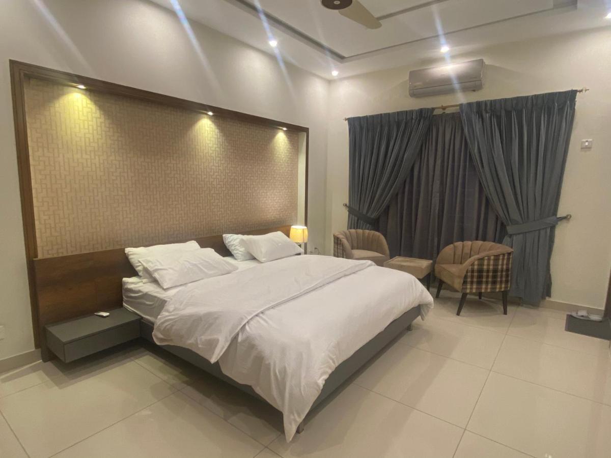 Luxury Guest House In Bahria Town Rawalpindi Ngoại thất bức ảnh