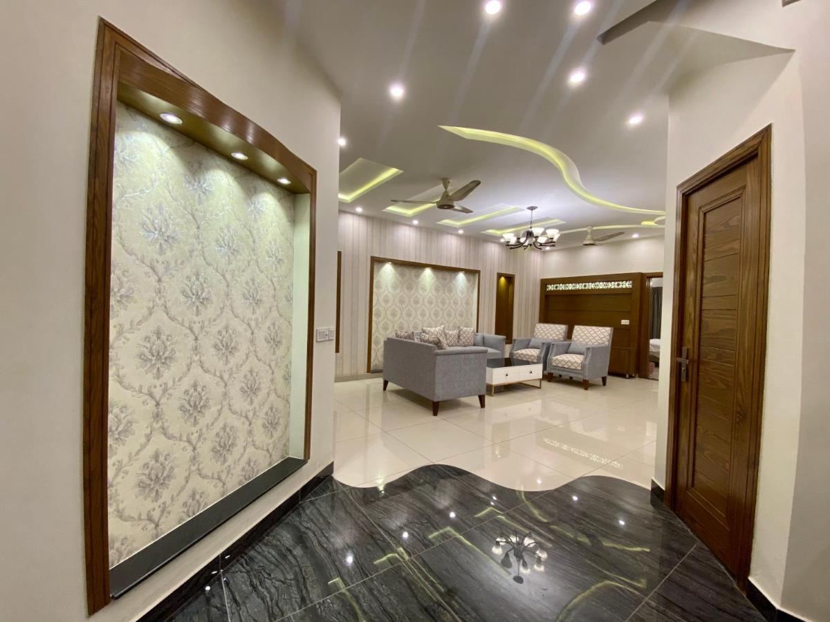Luxury Guest House In Bahria Town Rawalpindi Ngoại thất bức ảnh