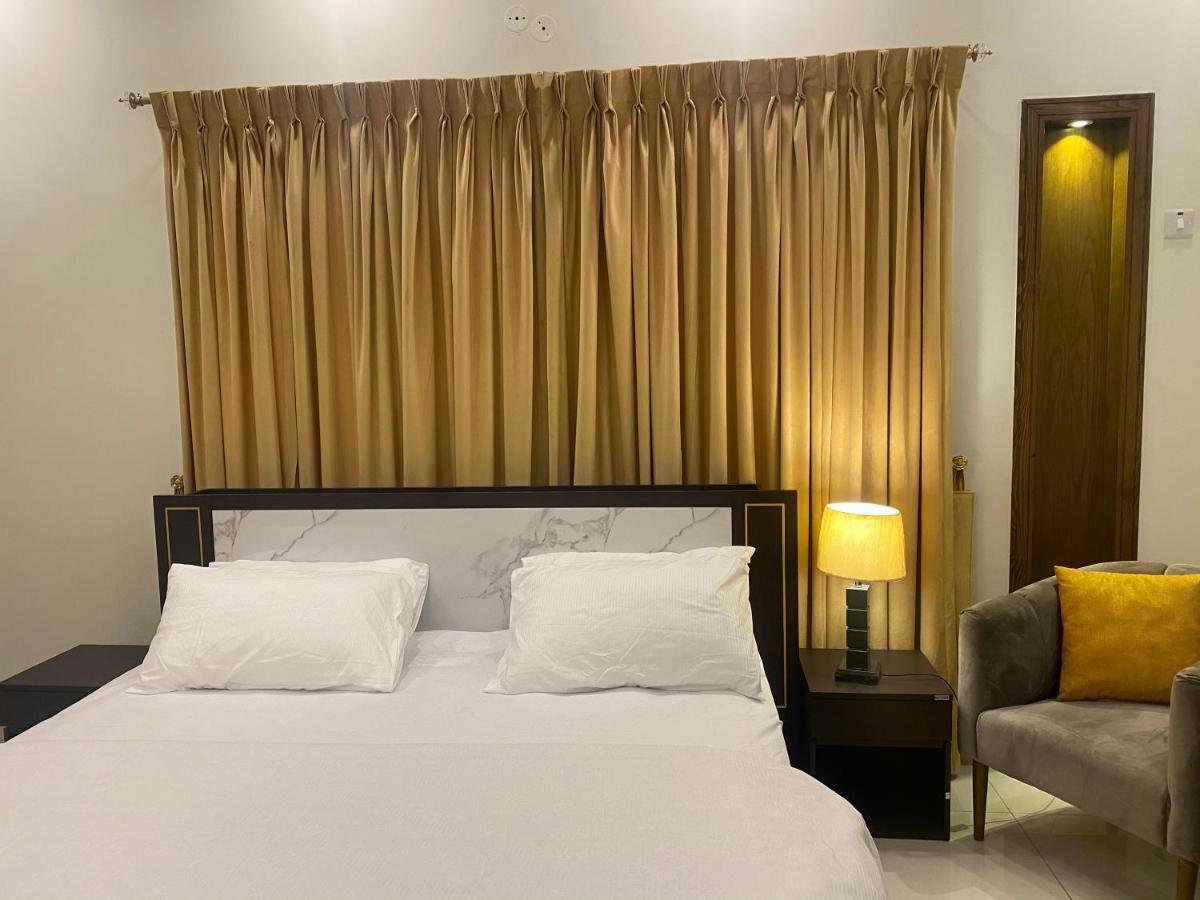 Luxury Guest House In Bahria Town Rawalpindi Ngoại thất bức ảnh